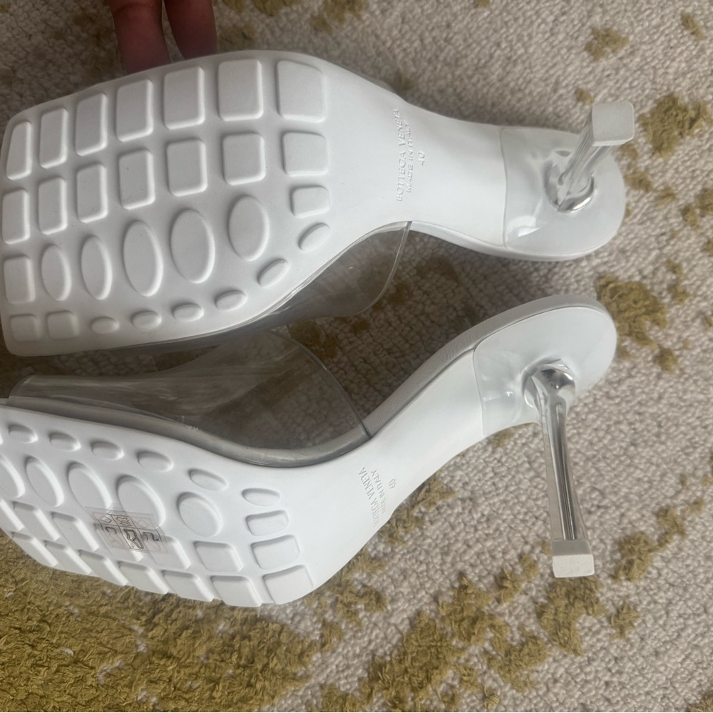 Bottega Veneta White Heeled Sandals - Picture 3 of 8